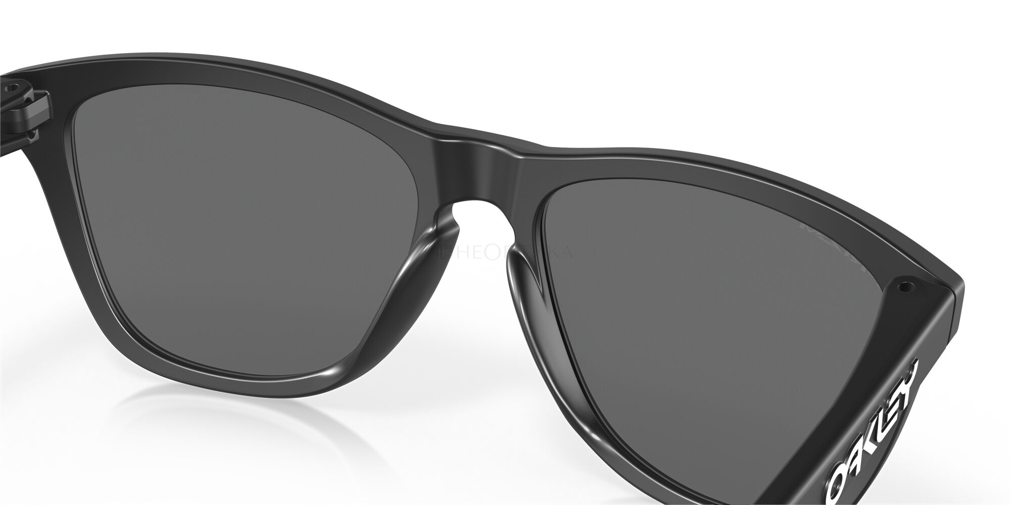 Солнцезащитные очки Oakley Frogskins 0OO9013 9013F7 55